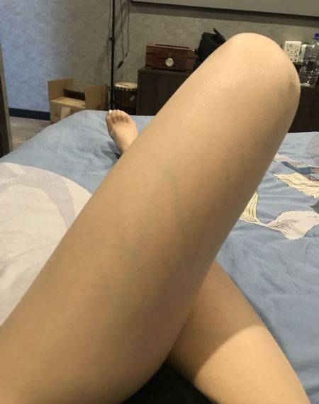 他的手一点一点往下移动视频_DVD动漫在线观看